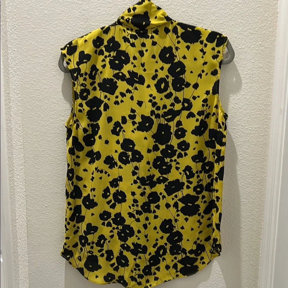 WORTHINGTON Black and Yellow Floral Sleeveless Top - Picture 8 of 8